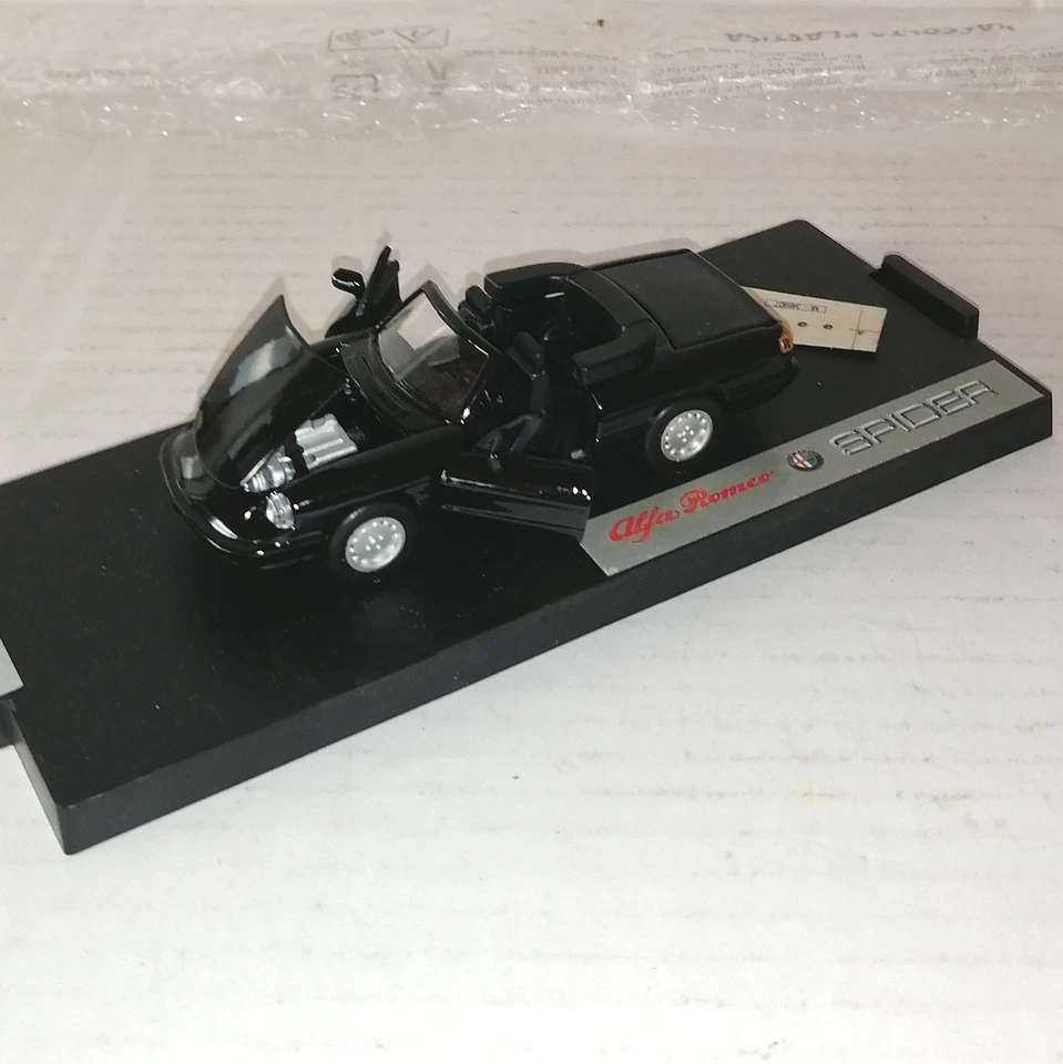 ALFA ROMEO CABRIO ARS MODEL SCALA 1/43 - Immagine 2 di 4