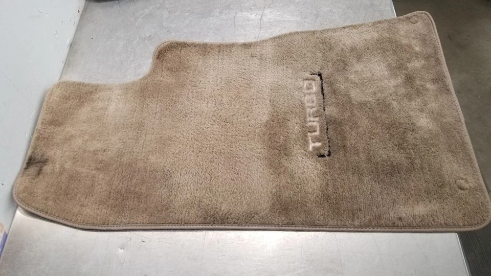 1985 NISSAN 300ZX TURBO 2 PASSENGER TRIM G FRONT INTERIOR FLOOR MAT SET PAIR - Image 4 of 4