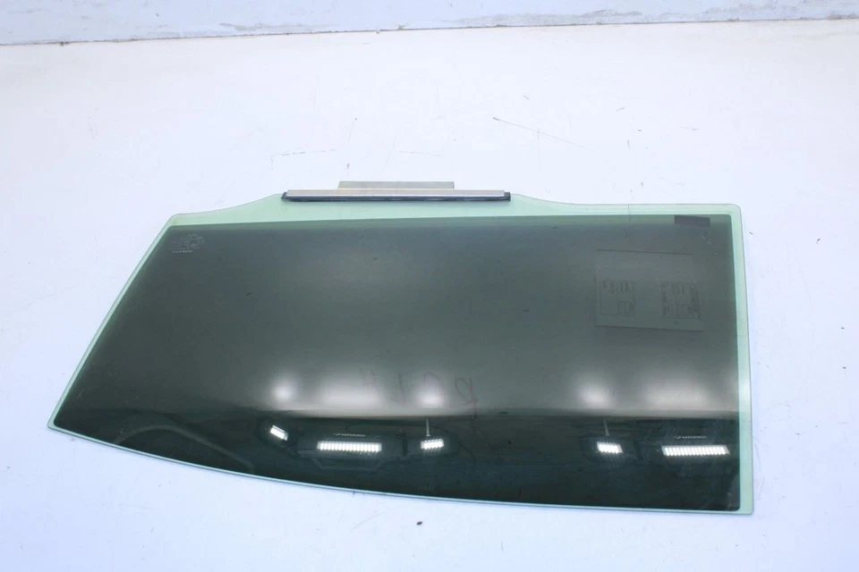 Subaru WRX Premium 2015-2021 puerta trasera izquierda lado conductor ventana vidrio 62011FJ112 Foto 4 de 4