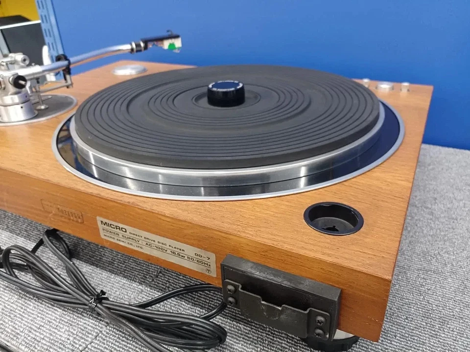 Reproductor de discos Micro Seiki DD-7 Audiophile Direct Drive vintage AC100V Foto 4 de 4