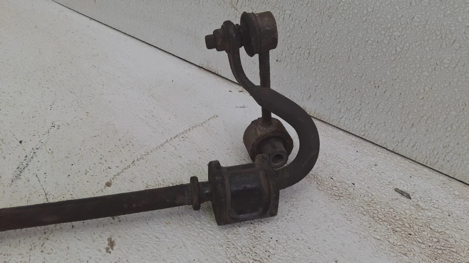 Barra estabilizadora trasera Subaru Legacy & Outback 2015-2019 fabricante de equipos originales  Foto 3 de 4