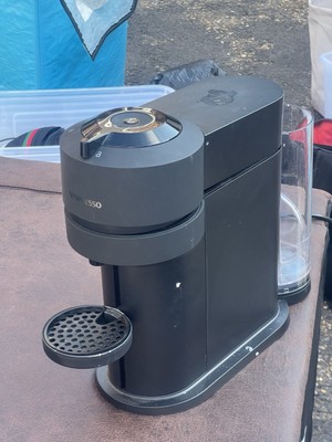 Nespresso Vertuo Next Kaffeemaschine  