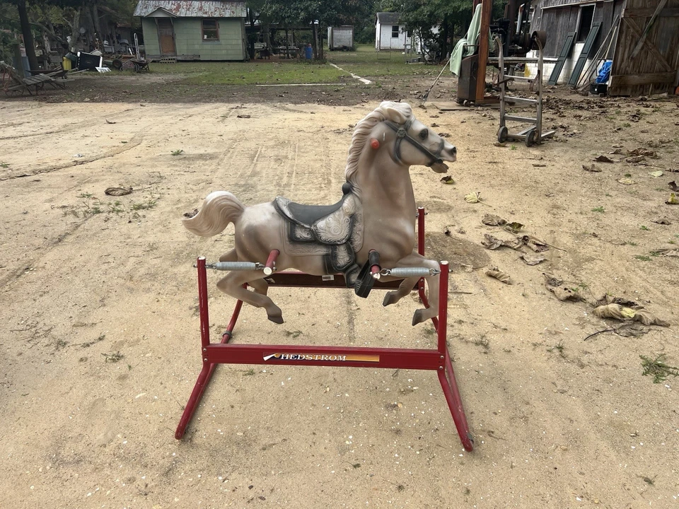 弹簧加载儿童骑马 — 第 3/4 张图片