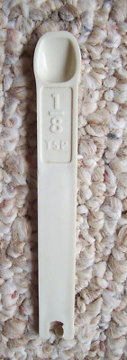 Tupperware Replacement Beige/White 1/8 Teaspoon Tsp Measuring Spoon Number 1266