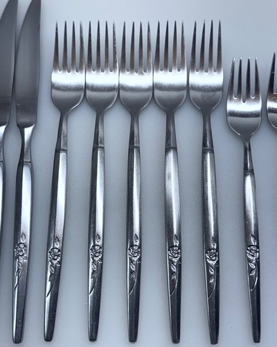 SILVERWARE ~ AMC ~ MCM ~ MADRID GARDEN ROSE ~ 34pc Lot ~ COMPLETE 4pc Place Set+ - Picture 3 of 10