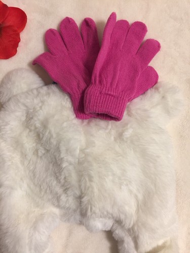 SO Girls Faux-Fur Shell ivory White LAMA Trapper Hat Beanie Pink Gloves Set S/M - Picture 4 of 5