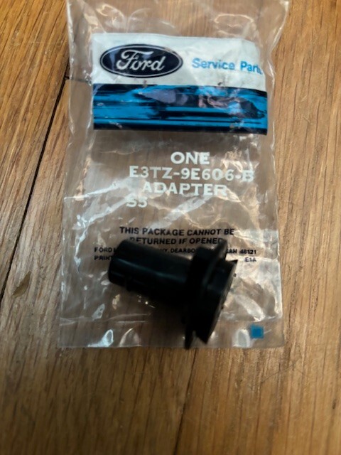 NOS 1983-1989 Ford Ranger Carburetor Inlet Hose Adapter E3TZ-9E606-B | eBay