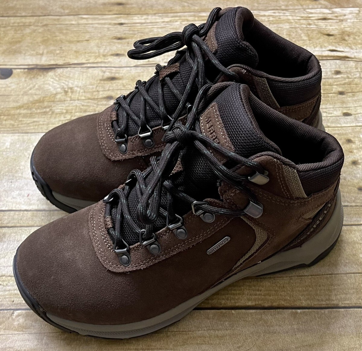 NIB* MERRELL Erie Mid Waterproof Hiking Boots Earth(Terre 