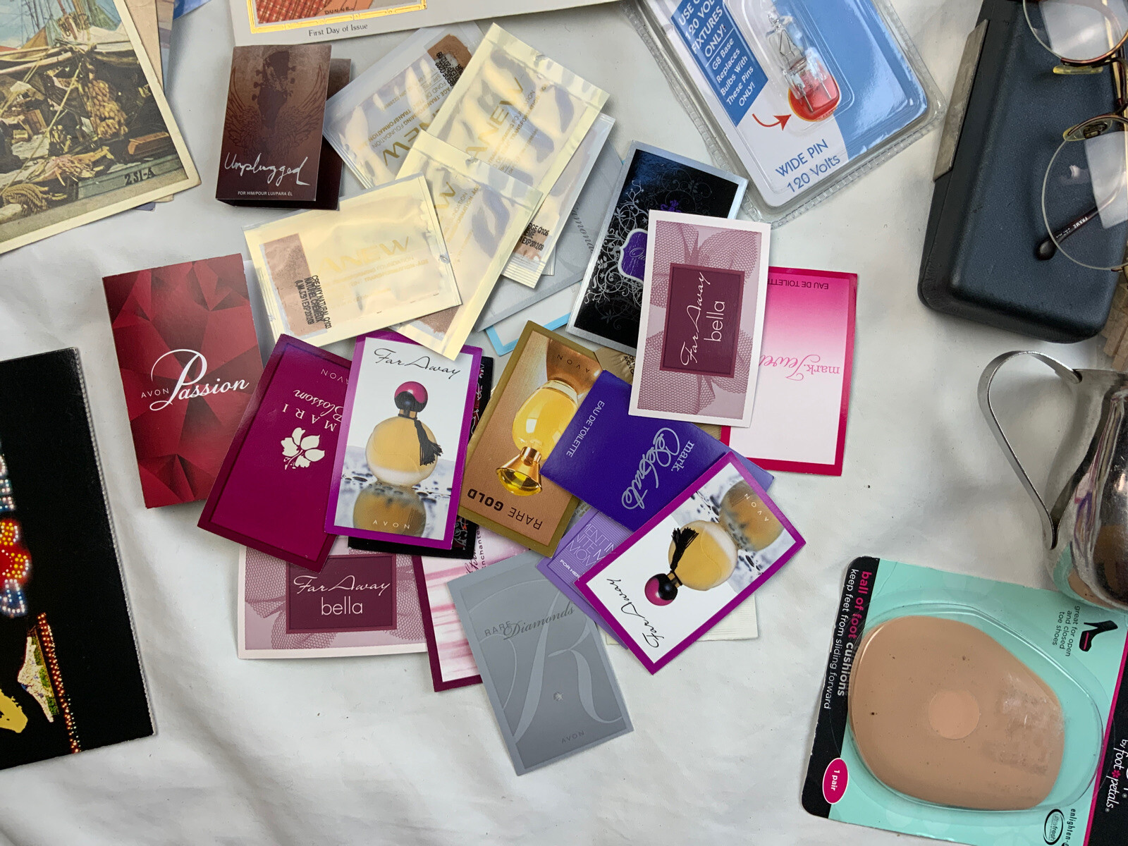 Mixed Contemporary Estate Junk Drawer Lot Estate Find Resale Lot#1