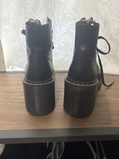 Dr Martin SMOOTH LEATHER CHUNK HEEL