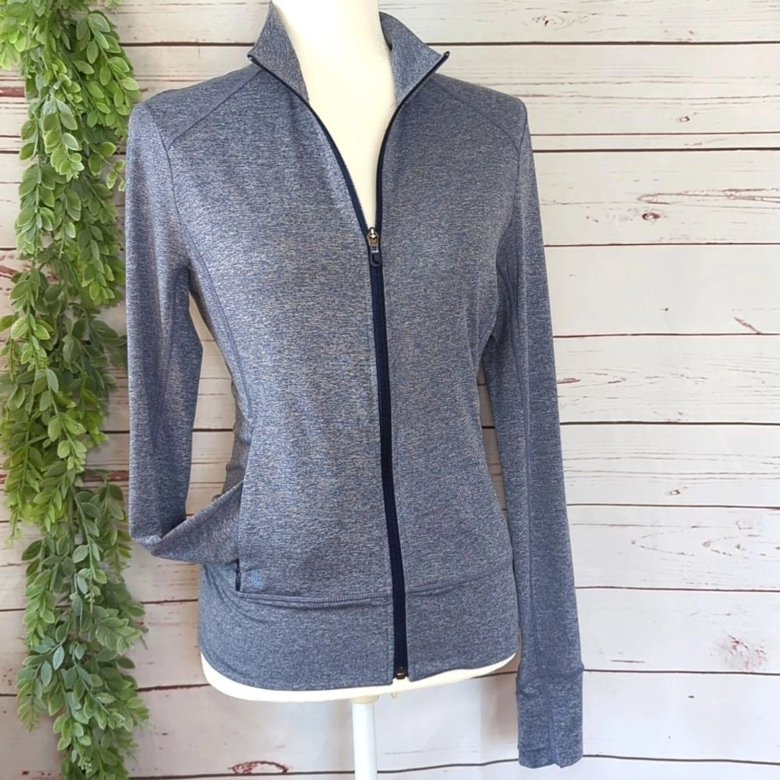 lole athleisure activewear workout slim thumbholes yoga jacket