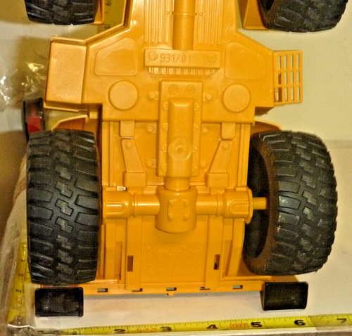 Tractor agrícola de juguete de plástico Bruder modelo 931/01 - Alemania ~ 91/2" de largo - Imagen 6 de 8