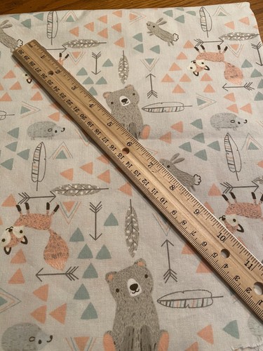 MULTICOLOR FOXES BEARS Rabbits ANIMALS PRINTED 100% COTTON FABRIC 24 x 43" new - Picture 2 of 6