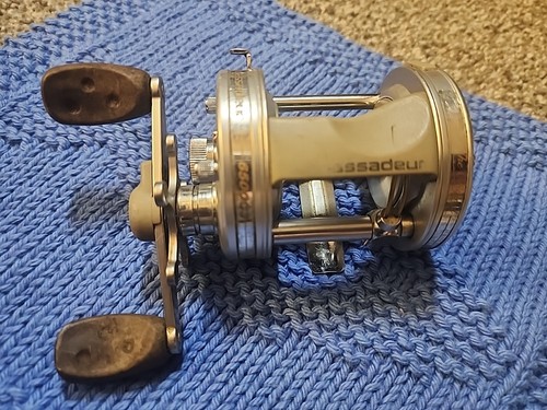 Abu Garcia Ambassadeur C3-6500 Baitcast Rund Angelrolle
