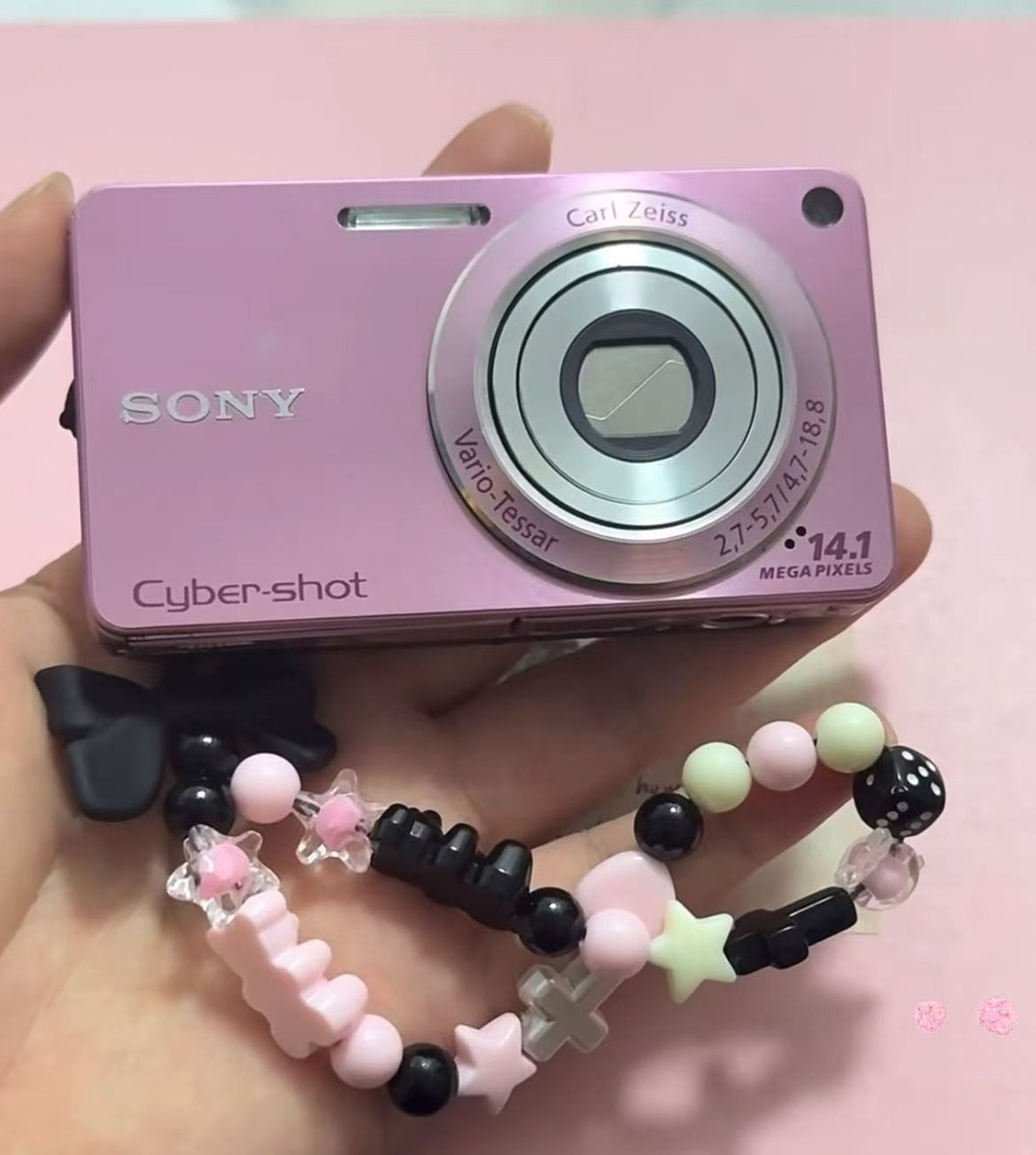 SONY Cyber-Shot DSC-W350 Digital Camera 4x Optical Zoom 14.1