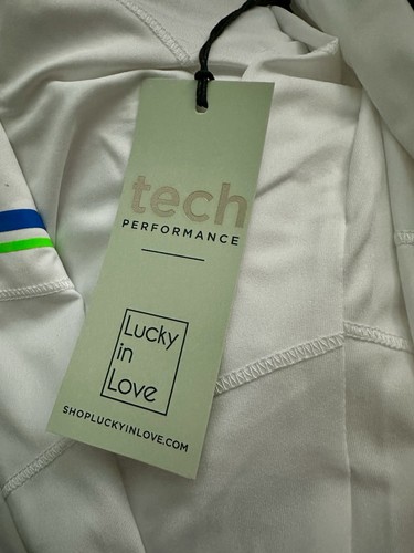LUCKY IN LOVE UPF 30+ Tech Performance Swoop Long Sleeve Top, White Size Medium - Picture 10 of 11