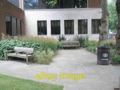 Photo 6x4 This is no ordinary litter bin.... London Even the litter bins  c2008