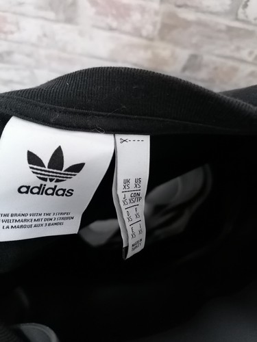 Adidas Trifoil Size UK XS Logo T-Shirt In Black - Picture 7 of 9