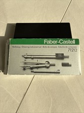 Boîte de compas anciens