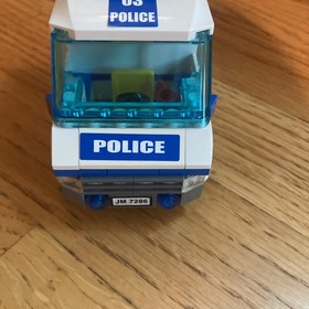 LEGO City: Prisoner Transport (7286) complete with minifigs and manuals NO BOX