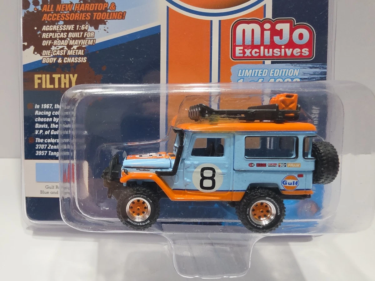 Johnny Lightning Toyota Land Cruiser Contemporary Manufacture
