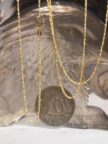 AU 750 YELLOW GOLD FANCY TWIST LINK NECKLACE - LENGTH : 45 CM