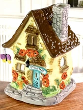 Blue Sky Clayworks POPPY COTTAGE Tea Light Candle House Auth Retailer NEW