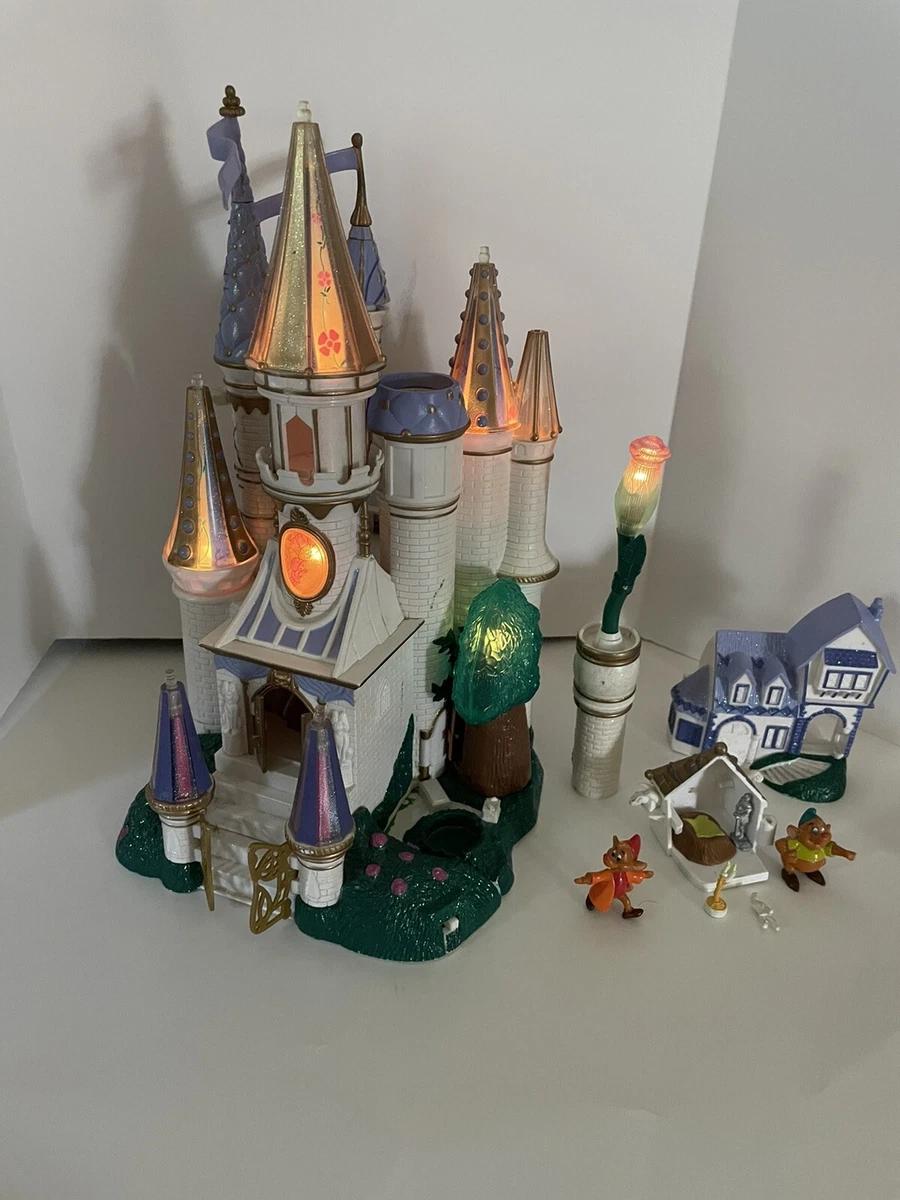 VINTAGE RARE 1998 Trendmasters Beauty and The Beast Castle WORKS