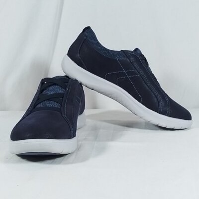 Clarks Women's, CC ADELLA Trace Navy Slip-On Size 7 1/2 M  Dark Navy