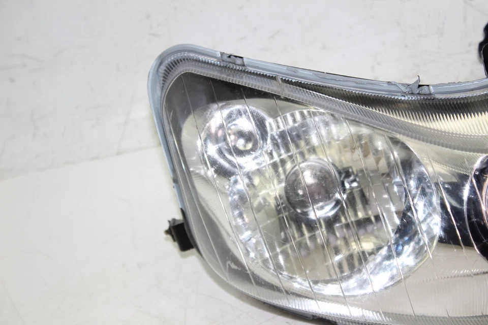 07-10 Polaris Iq Fst Luz delantera Faro 2410397 Foto 2 de 4