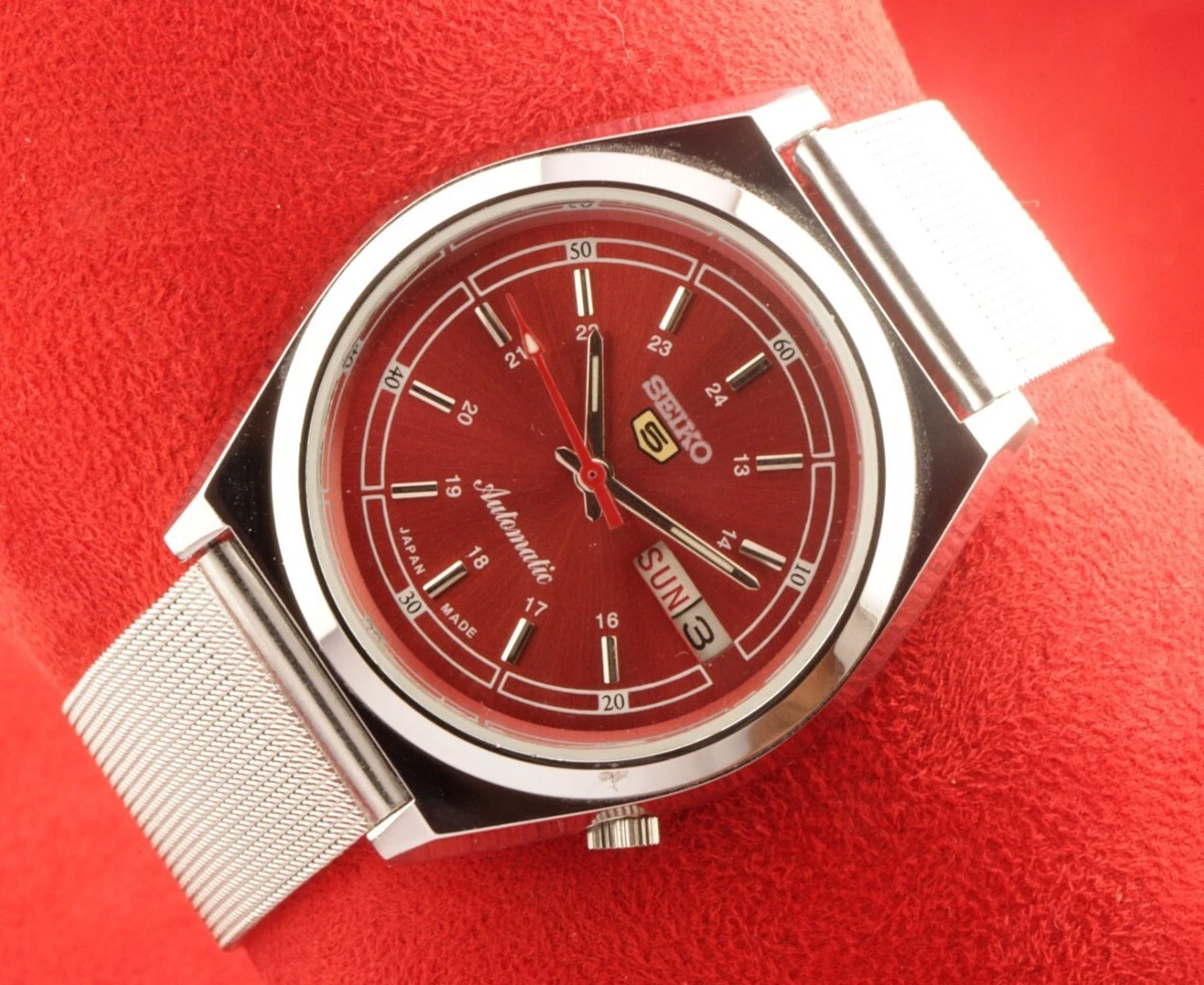 Vintage antique Seiko 5 Cherry red dial automatic japan men working wrist watch