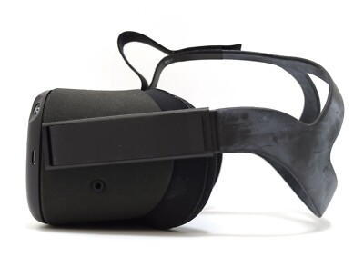 Oculus Model Quest 64gb VR Black - HEADSET ONLY - NO CONTROLLERS