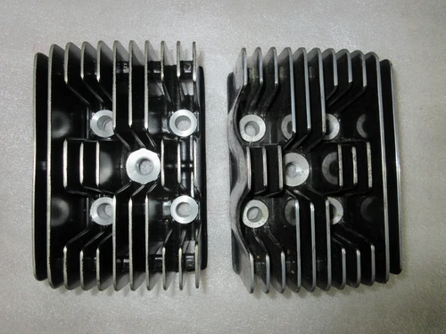 Yamaha RD350 NOS Cylinder Head Set RD350A  R5 R5B     360-11111-01  360-11111-00