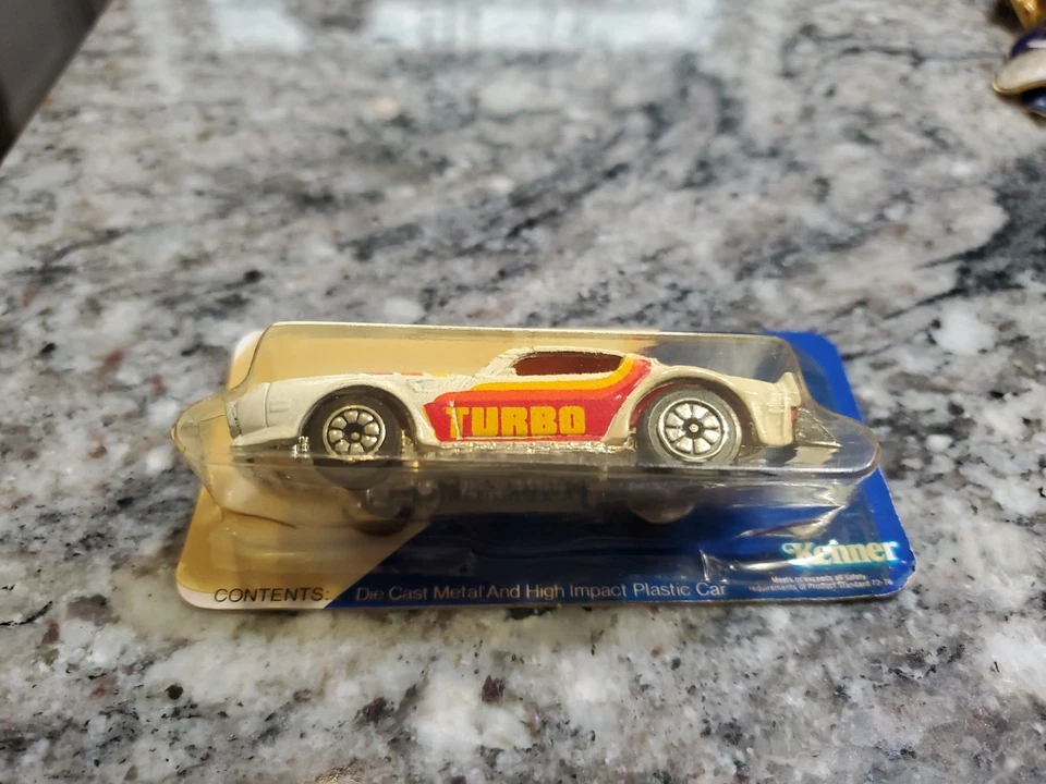Kenner Pontiac Firebird Fast 111's Blazin' Bandit Turbo 1:64 Foto 2 de 4