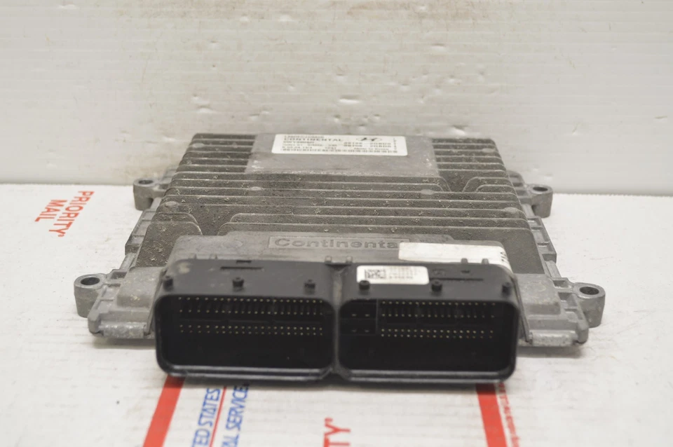 Блок управления двигателем 2014 2015 Hyundai Tucson 39136-2GBD0 ECM B76 045 - Изображение 2 из 4