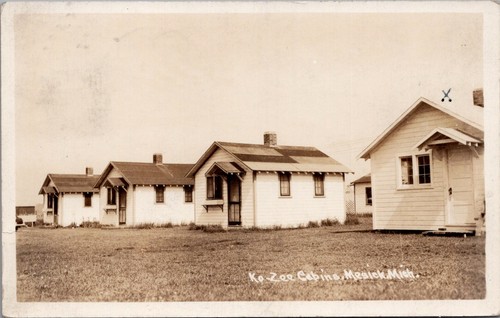 1940, Ko-Zee Cabins, MESICK, Michigan Real Photo Postcard
