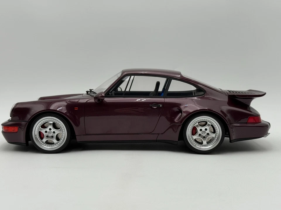 GT499 - 1992 Porsche 911 (964) Turbo S - PÚRPURA - Modelo 1:12 de GT Spirit Foto 2 de 4