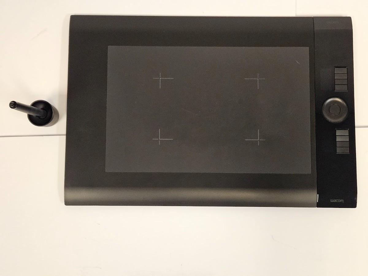 Wacom - ペンタブレット Wacom intuos4 LARGE PTK-840 Amazon.com: Wacom Intuos4 Large Pen Tablet : Electronics