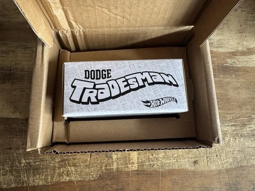 2025 Hot Wheels RLC Red Line Club Exclusive Root Beer Dodge Tradesman Van JCP23