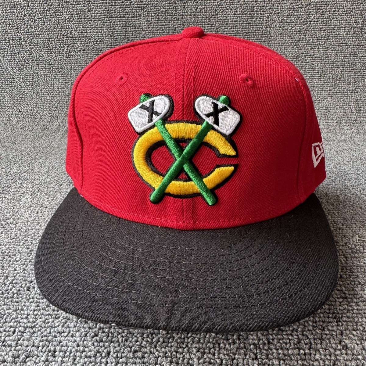 New Era Chicago Blackhawks 59FIFTY Fitted Red Black 7 1 4 NHL Hat