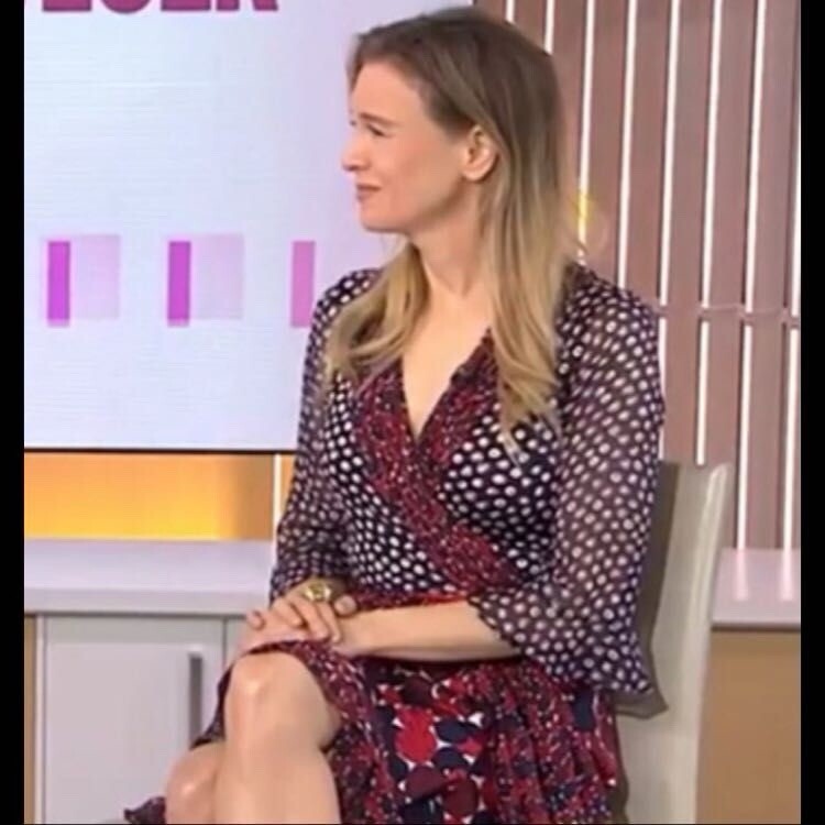 diane von furstenberg pink nieves wrap dress Diane von Furstenberg Nieves Printed Silk Jersey & Chiffon Wrap Dress