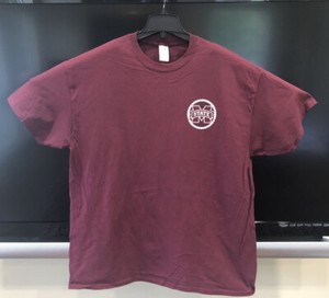 gildan maroon t shirt
