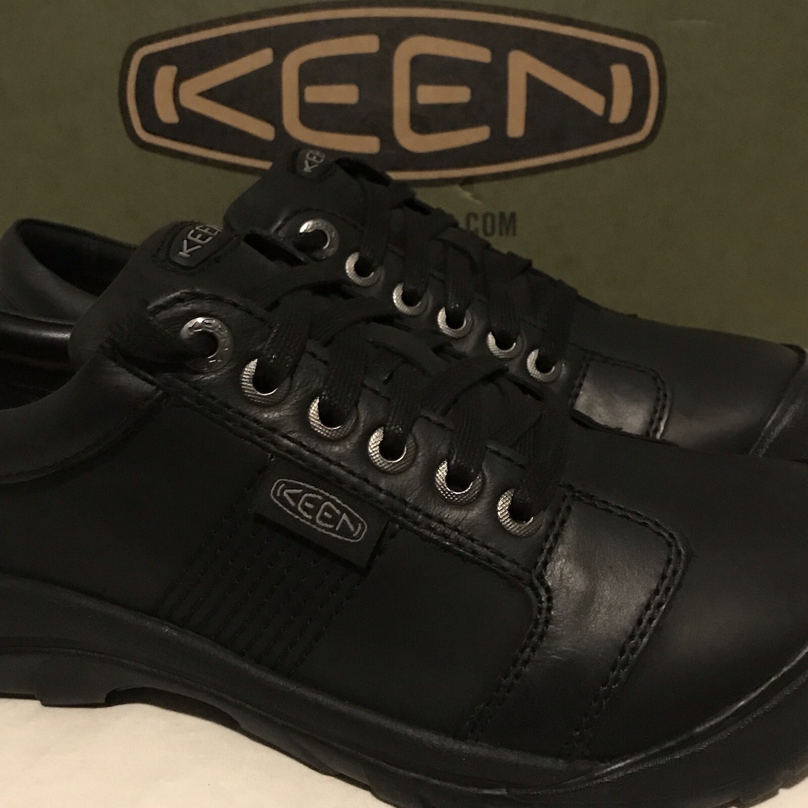 Scarpe sneakers Oxford Austin nuove Keen da uomo taglia 7 5 M 1002990 nere