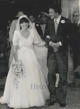 1979 Press Photo Isabella Niarchos & Alix Chevassus Marries in France