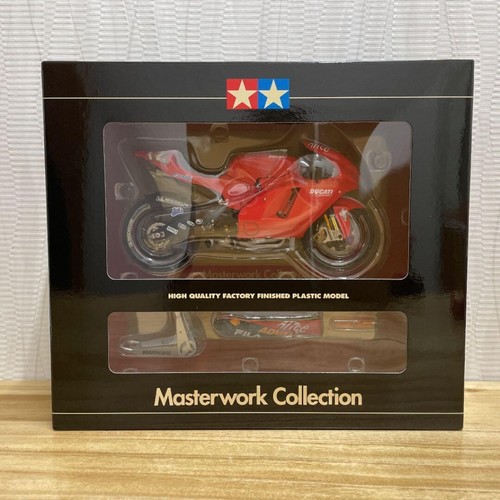 Masterwork Collection Ducati Desmosedici escala 1/12 Hobby Nº 101 14101 Tamiya
