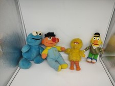sesame street plush lot Of 4 Cookie monster, Bert, Ernie, Big Bird