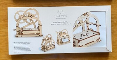 Ugears Modellbausatz Mechanische Schatulle Holz 61 Teile