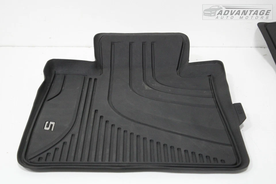 КОМПЛЕКТ ИЗ 4 ОРИГИНАЛЬНЫХ КОВРИКОВ ДЛЯ ПЕРЕДНЕГО И ЗАДНЕГО ПОЛА BMW 530I G30 2017-2020 ГОДОВ ВЫПУСКА - Изображение 2 из 4