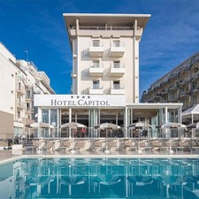 5 dni urlopu na plaży Hotel Capitol 4* w tym HP Widok na morze Jesolo Adria Podróż