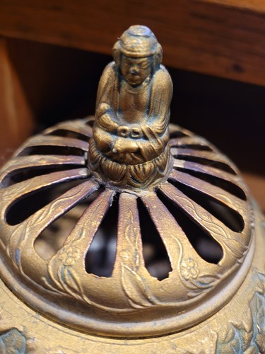 Vintage Vantine's Räuchertopf mit Deckel #1200 - geprägter Bambus/Blumen & Buddha Knopf - Bild 2 von 9
